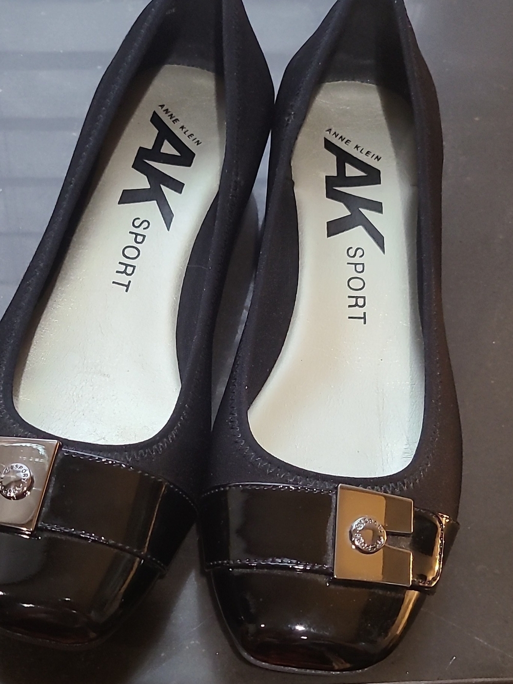 Anne Klein Ursala Black Slip-On Flats Women US 6 M Square Toe Patent Metallic